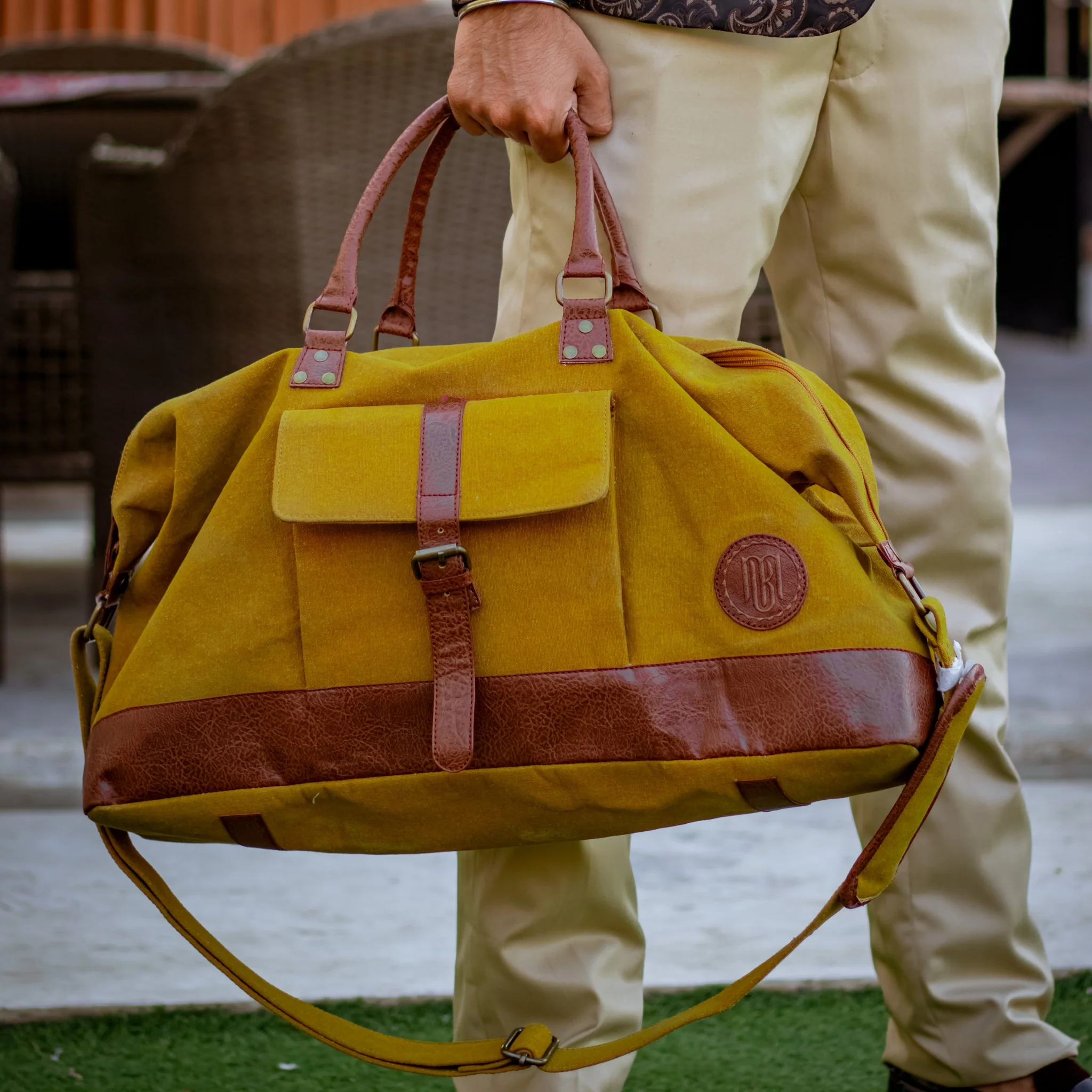 Discover the Best Versatile Leather Duffle Bags for Style and Durability